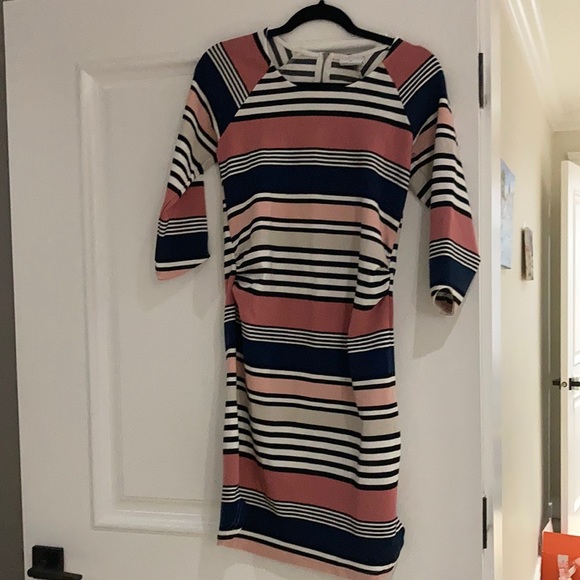 Maternity stripped dress - Picture 1 of 4